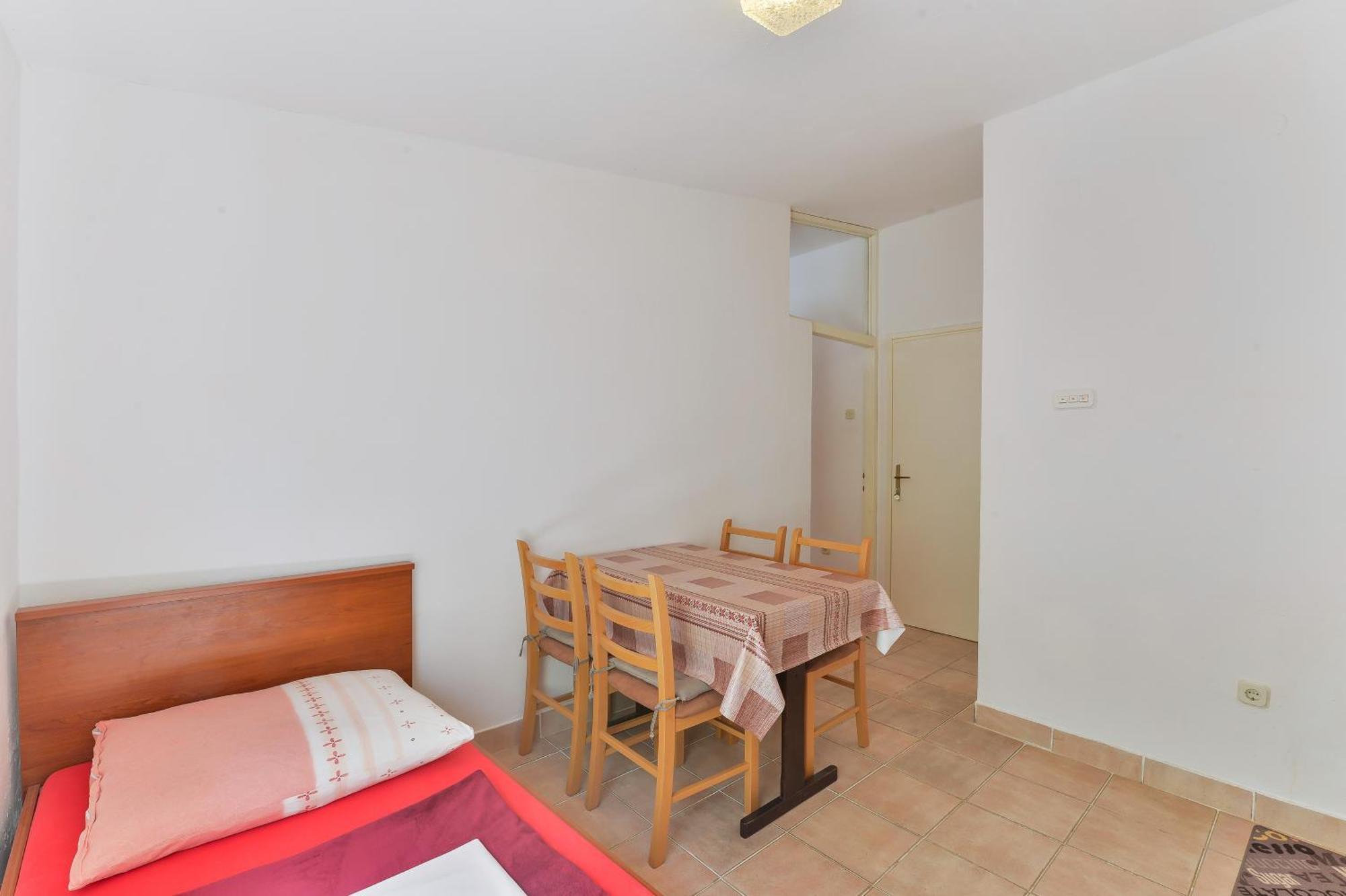 Apartments With A Parking Space Nin, Zadar - 19555 Room photo