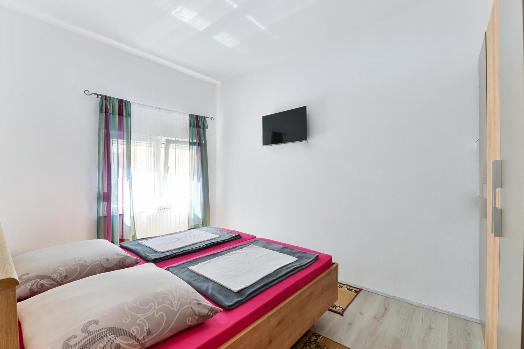 Apartments With A Parking Space Nin, Zadar - 19555 Room photo